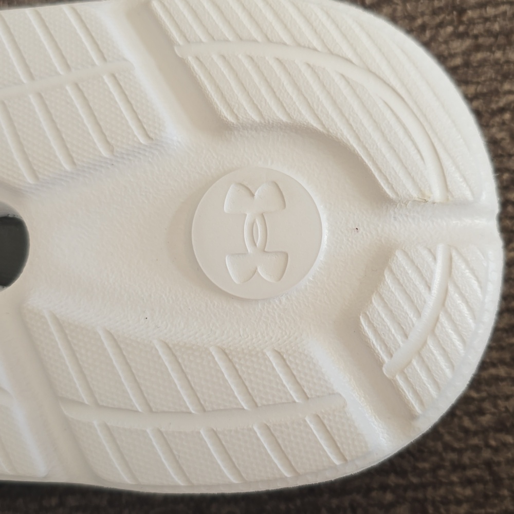 UNDER ARMOUR BRAND WOMEN'S FLORESCENT YELLOW FLIP-FLOPS SANDALS SIZE 6 - Picture 8 of 16